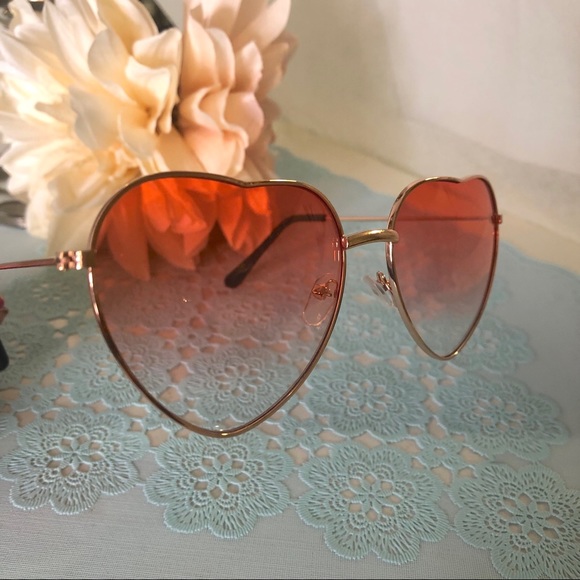 Heart Shaped Sunglasses Ombré Rose Gold Sunnies - Picture 4 of 4